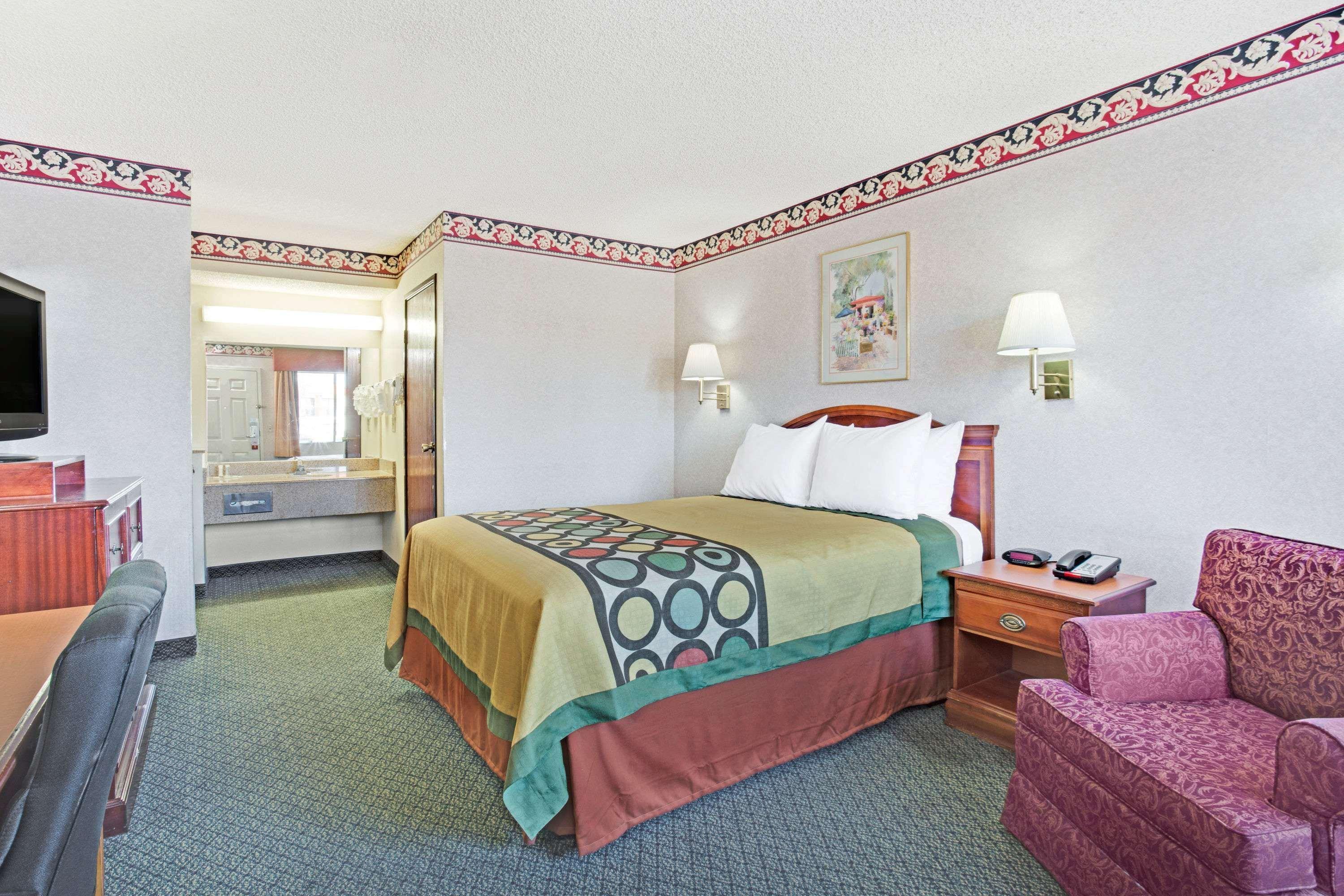 Super 8 By Wyndham Tucson Downtown Convention Center Hotel Bagian luar foto